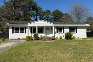 323 Cardinal Rd, Jacksonville, NC 28546 - Photo 1