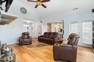 205 Port Side Dr, Sneads Ferry, NC 28460 - Photo 21