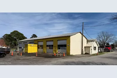 425 Sam Davis Street, Elizabeth City, NC 27909 - Photo 1