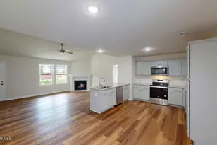 102 Red Maple Pl, Goldsboro, NC 27530 - Photo 7