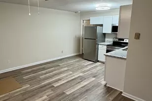 3216 Summer Pl, Greenville, NC 27834 - Photo 5