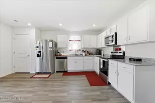 2142 Carriage Dr, Kinston, NC 28504 - Photo 19