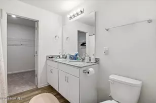 2142 Carriage Dr, Kinston, NC 28504 - Photo 29