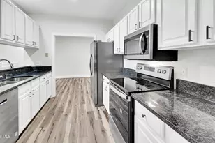 1922 Tara Ct, Greenville, NC 27858 - Photo 9