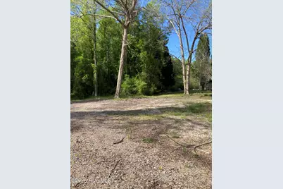316 Bayview Road, Bayview, NC 27808 - Photo 5