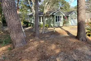 108 Fern Ct, Pine Knoll Shores, NC 28512 - Photo 3