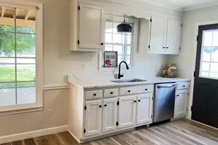 105 Carriage Ct, Dunn, NC 28334 - Photo 11