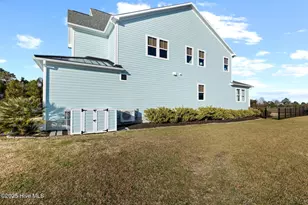 817 Sweetgrass St, Holly Ridge, NC 28445 - Photo 7