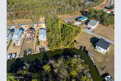 100 Singleton Street, Sneads Ferry, NC 28460 - Photo 1