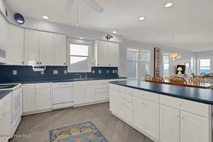 19 E Charlotte St, Wrightsville Beach, NC 28480 - Photo 21