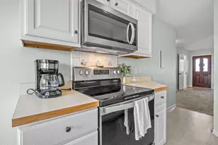 8713 Plantation Dr, Emerald Isle, NC 28594 - Photo 9