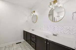 2806 Cornell Ct, La Grange, NC 28551 - Photo 17