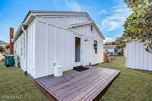 124 Ocean View Ave, Kure Beach, NC 28449 - Photo 23