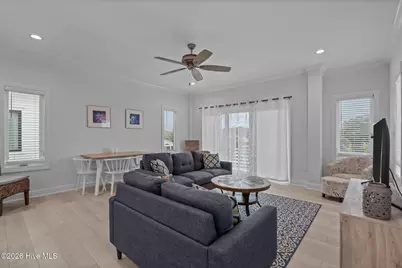 817 S Third Street S, Carolina Beach, NC 28428 - Photo 19
