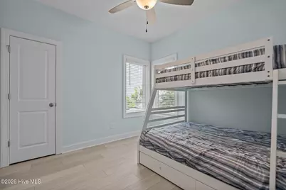 817 S Third Street S, Carolina Beach, NC 28428 - Photo 25