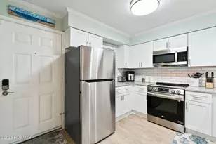 400 Virginia Ave, Carolina Beach, NC 28428 - Photo 9