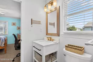 802 W Main St, Sunset Beach, NC 28468 - Photo 23
