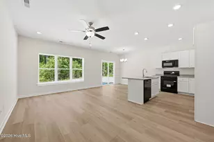 104 Palm Cir, Havelock, NC 28532 - Photo 13