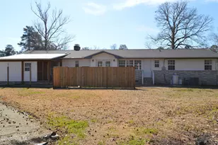 114 Church Rd, Riegelwood, NC 28456 - Photo 5