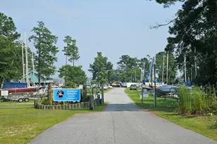 1901 Caracara Dr, New Bern, NC 28560 - Photo 15