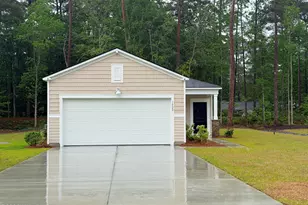 1020 Harbor Dr, Calabash, NC 28467 - Photo 1