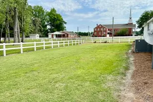 4998 Peacock Rd, Whiteville, NC 28472 - Photo 7