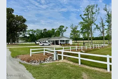 4998 Peacock Road, Whiteville, NC 28472 - Photo 9