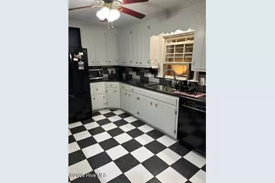 1110 Lakeside Drive NW, Wilson, NC 27896 - Photo 13