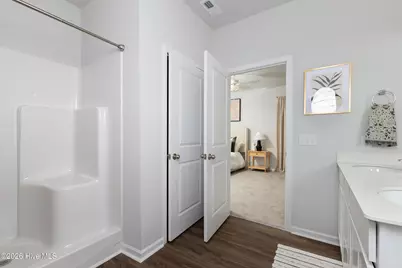 2208 Lakefront Drive SE #Vantage, Bolivia, NC 28422 - Photo 5