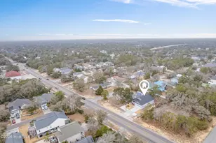 304 E Oak Island Dr, Oak Island, NC 28465 - Photo 35