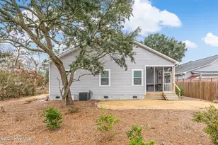 304 E Oak Island Dr, Oak Island, NC 28465 - Photo 31