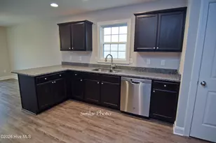 611 Barlowe Ln, Jacksonville, NC 28546 - Photo 11