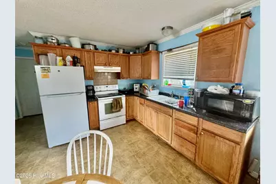 102 Earl Avenue, Beaufort, NC 28516 - Photo 9