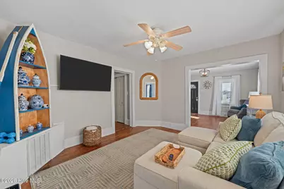 1304 Stallings Parkway, New Bern, NC 28562 - Photo 9