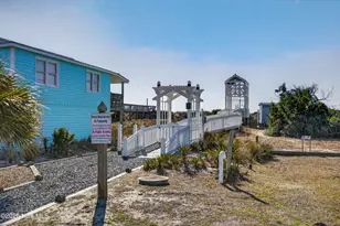1055 Tide Ridge Dr, Holden Beach, NC 28462 - Photo 41