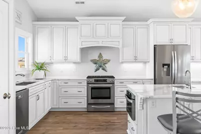 392 Ocean Boulevard W, Holden Beach, NC 28462 - Photo 11