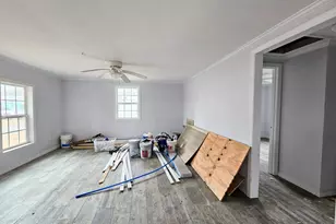 410 Devane St, Wallace, NC 28466 - Photo 5