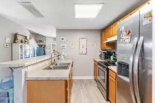 902 S Fifth Street S, Carolina Beach, NC 28428 - Photo 13