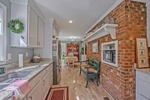 163 Washington Cir, Wallace, NC 28466 - Photo 5