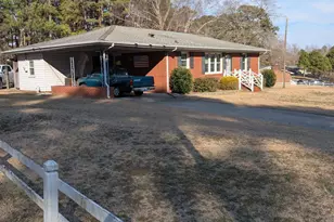 205 Lakeside Dr, Snow Hill, NC 28580 - Photo 5