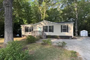 407 Maple St SW, Shallotte, NC 28470 - Photo 3