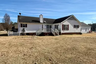 1045 Mascot Ln, Williamston, NC 27892 - Photo 11
