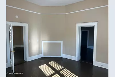 208 W College Street, Mount Olive, NC 28365 - Photo 5
