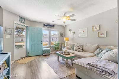 902 Fifth Street S, Carolina Beach, NC 28428 - Photo 7