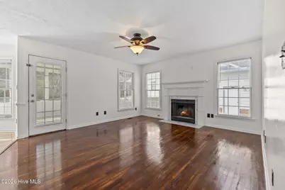 6724 Jacobs Creek Circle, Fayetteville, NC 28306 - Photo 15