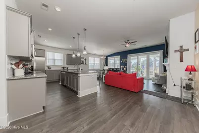 209 Edgewater Way, Surf City, NC 28445 - Photo 5