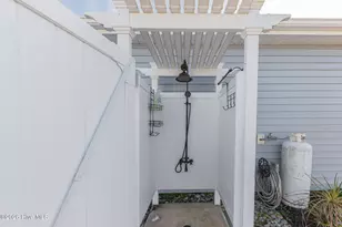209 Edgewater Wy, Surf City, NC 28445 - Photo 37