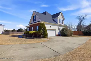 106 Glasgow Ln, La Grange, NC 28551 - Photo 3