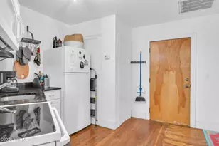 21 N Front St, Wilmington, NC 28401 - Photo 9