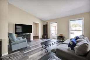 104 SE 16th St, Oak Island, NC 28465 - Photo 11